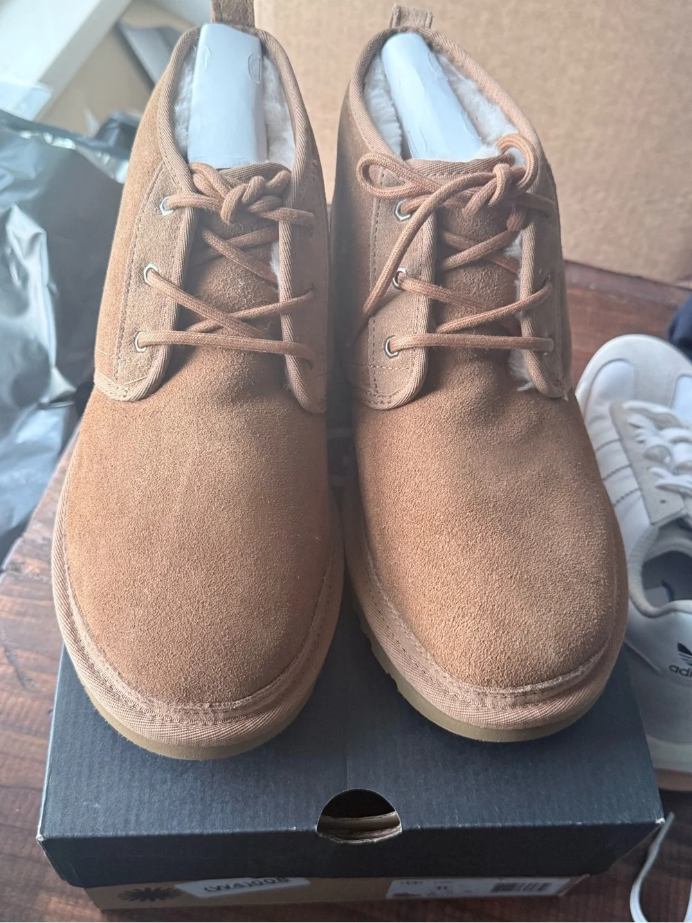 UGG Neumel